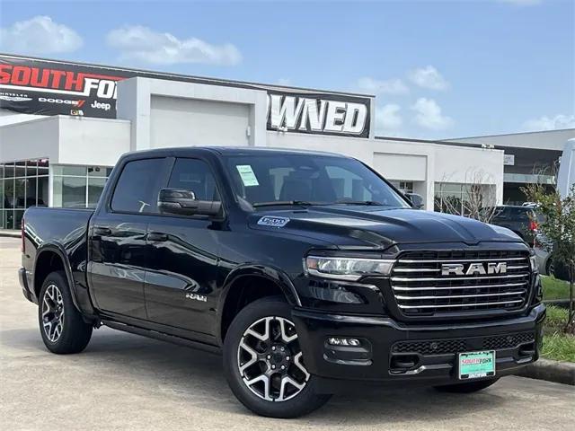 2025 RAM Ram 1500 RAM 1500 LARAMIE CREW CAB 4X4 57 BOX