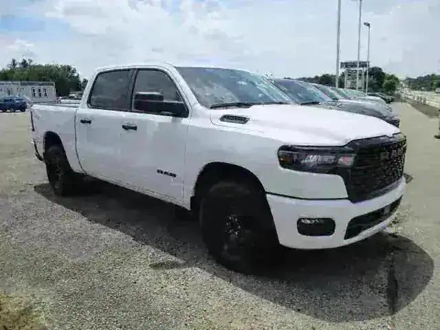 2025 RAM Ram 1500 RAM 1500 TRADESMAN CREW CAB 4X4 57 BOX