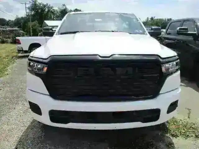 2025 RAM Ram 1500 RAM 1500 TRADESMAN CREW CAB 4X4 57 BOX