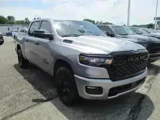 2025 RAM Ram 1500 RAM 1500 TRADESMAN CREW CAB 4X4 57 BOX