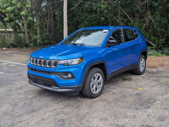 2024 Jeep Compass COMPASS LATITUDE 4X4