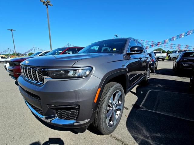 2024 Jeep Grand Cherokee GRAND CHEROKEE L LIMITED 4X4