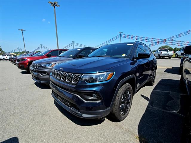 2024 Jeep Compass COMPASS LATITUDE 4X4