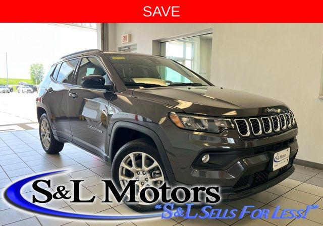 2024 Jeep Compass COMPASS LATITUDE LUX 4X4