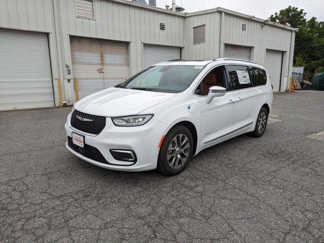 2024 Chrysler Pacifica Hybrid PACIFICA PLUG-IN HYBRID PINNACLE