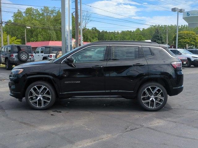 2024 Jeep Compass COMPASS LIMITED 4X4