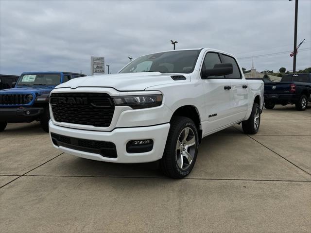 2025 RAM Ram 1500 RAM 1500 TRADESMAN CREW CAB 4X4 57 BOX