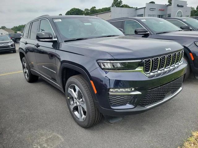 2024 Jeep Grand Cherokee GRAND CHEROKEE LIMITED 4X4