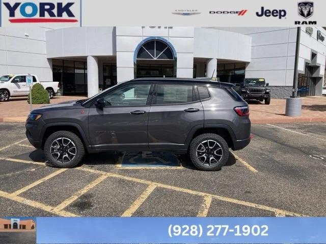 2024 Jeep Compass COMPASS TRAILHAWK 4X4