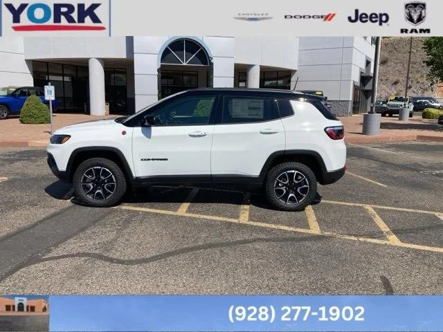 2024 Jeep Compass COMPASS TRAILHAWK 4X4