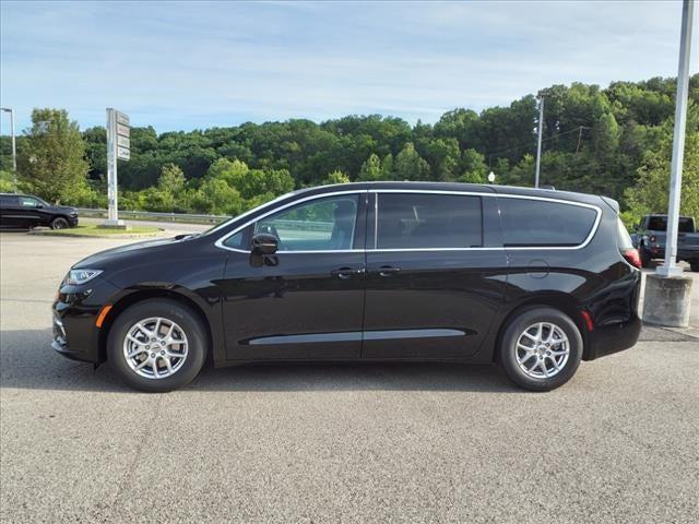 2024 Chrysler Pacifica PACIFICA TOURING L