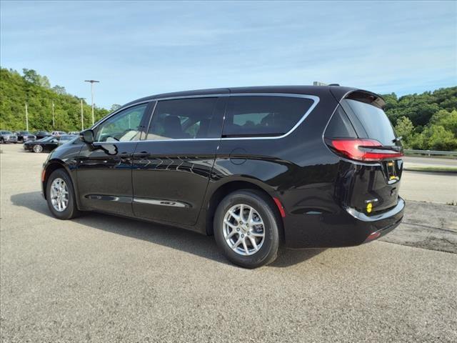 2024 Chrysler Pacifica PACIFICA TOURING L