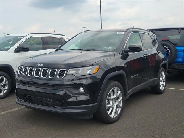 2024 Jeep Compass COMPASS LATITUDE LUX 4X4