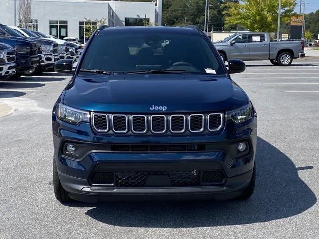 2024 Jeep Compass COMPASS LATITUDE 4X4