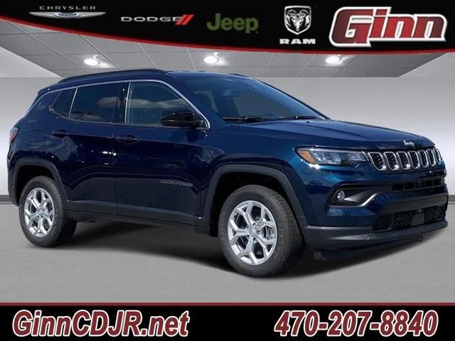 2024 Jeep Compass COMPASS LATITUDE 4X4