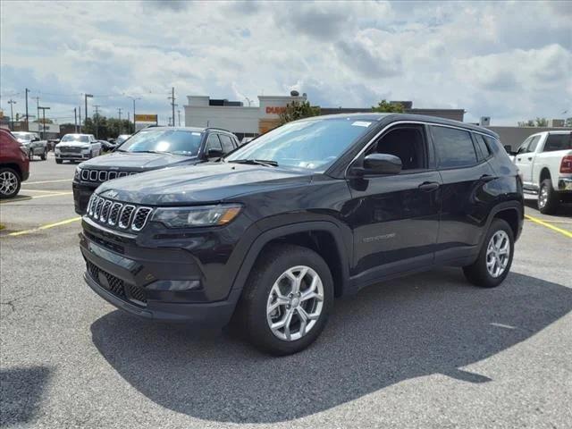 2024 Jeep Compass COMPASS SPORT 4X4