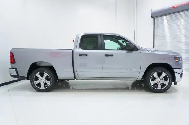 2025 RAM Ram 1500 RAM 1500 TRADESMAN QUAD CAB 4X2 64 BOX