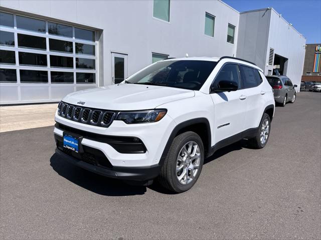 2024 Jeep Compass COMPASS LATITUDE LUX 4X4