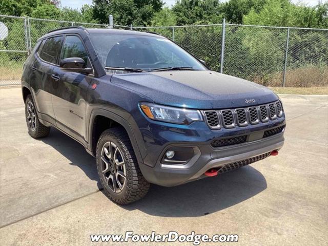 2024 Jeep Compass COMPASS TRAILHAWK 4X4