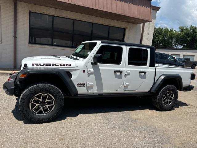 2024 Jeep Gladiator GLADIATOR RUBICON 4X4