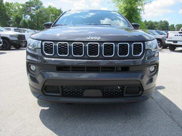 2024 Jeep Compass COMPASS LATITUDE 4X4