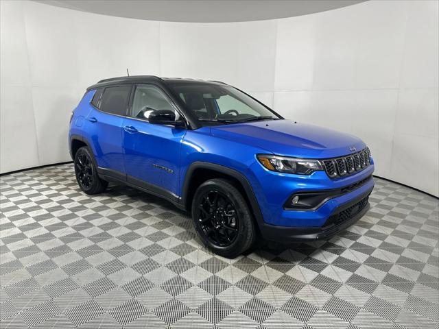 2024 Jeep Compass COMPASS LATITUDE 4X4