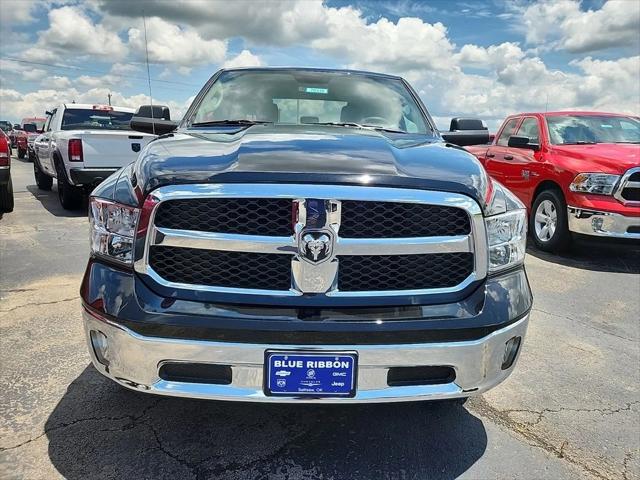 2024 RAM Ram 1500 Classic RAM 1500 CLASSIC TRADESMAN CREW CAB 4X4 57 BOX