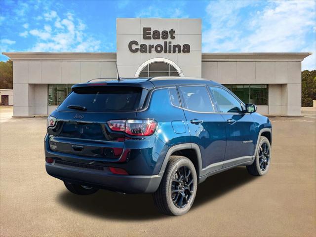 2024 Jeep Compass COMPASS LATITUDE 4X4