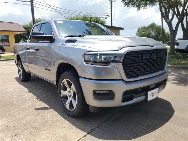 2025 RAM Ram 1500 RAM 1500 TRADESMAN QUAD CAB 4X2 64 BOX