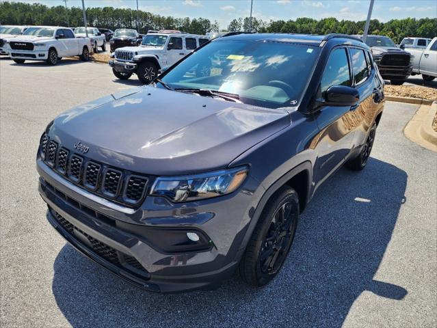 2024 Jeep Compass COMPASS LATITUDE 4X4