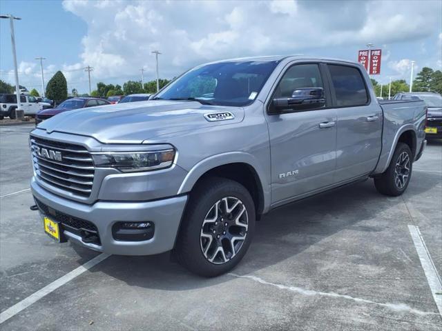 2025 RAM Ram 1500 RAM 1500 LARAMIE CREW CAB 4X4 57 BOX