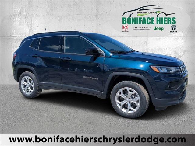 2024 Jeep Compass COMPASS LATITUDE 4X4