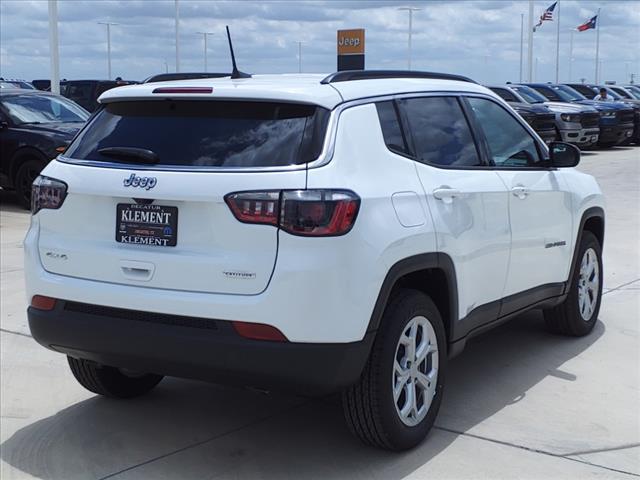 2024 Jeep Compass COMPASS LATITUDE 4X4