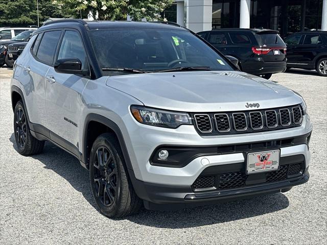 2024 Jeep Compass COMPASS LATITUDE 4X4