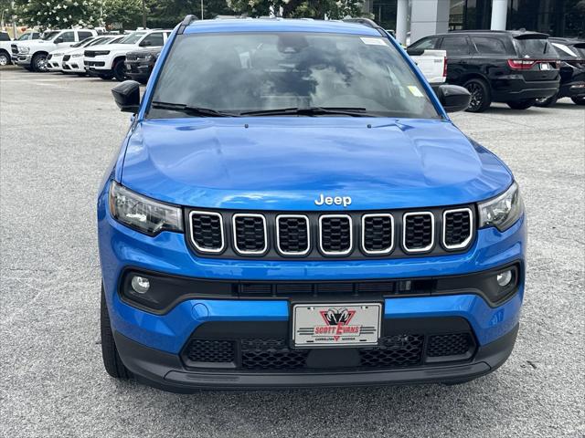 2024 Jeep Compass COMPASS LATITUDE 4X4