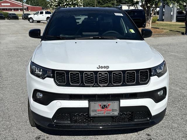 2024 Jeep Compass COMPASS LATITUDE 4X4