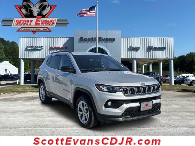 2024 Jeep Compass COMPASS LATITUDE 4X4