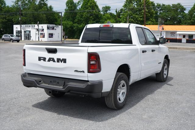 2025 RAM Ram 1500 RAM 1500 TRADESMAN QUAD CAB 4X4 64 BOX