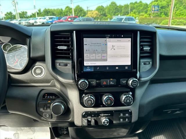 2025 RAM Ram 1500 RAM 1500 TRADESMAN CREW CAB 4X4 57 BOX