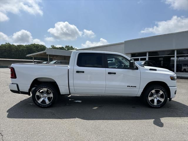 2025 RAM Ram 1500 RAM 1500 TRADESMAN CREW CAB 4X4 57 BOX