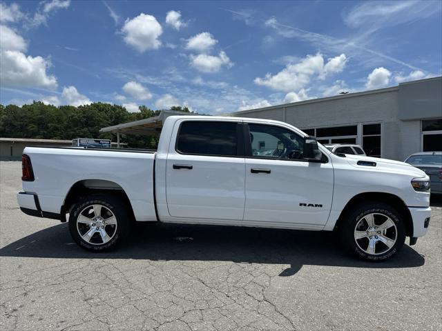 2025 RAM Ram 1500 RAM 1500 TRADESMAN CREW CAB 4X4 57 BOX