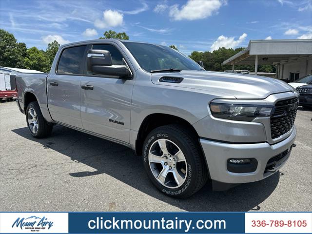 2025 RAM Ram 1500 RAM 1500 TRADESMAN CREW CAB 4X4 57 BOX