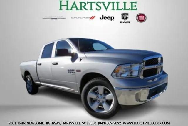 2024 RAM Ram 1500 Classic RAM 1500 CLASSIC TRADESMAN CREW CAB 4X4 64 BOX