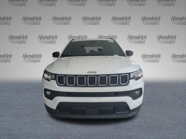 2024 Jeep Compass COMPASS LATITUDE LUX 4X4