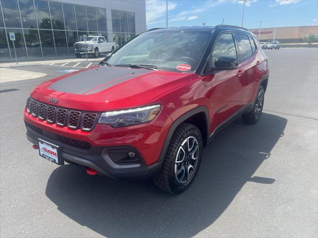 2024 Jeep Compass COMPASS TRAILHAWK 4X4