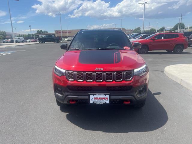 2024 Jeep Compass COMPASS TRAILHAWK 4X4