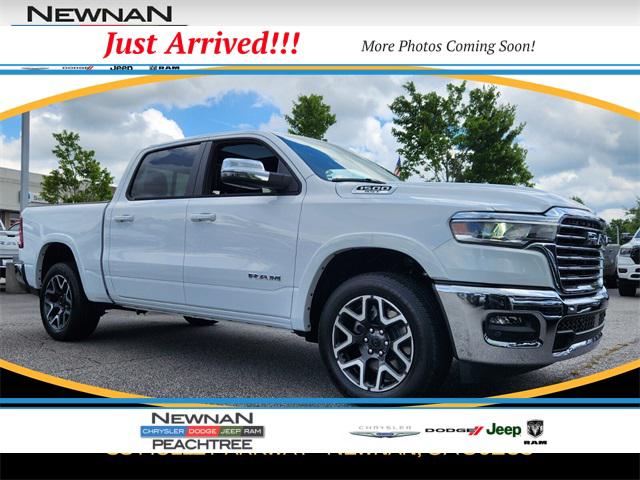 2025 RAM Ram 1500 RAM 1500 LARAMIE CREW CAB 4X4 57 BOX