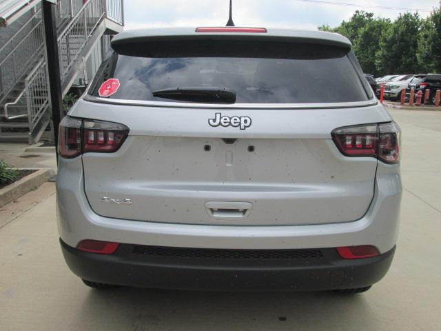 2024 Jeep Compass COMPASS SPORT 4X4