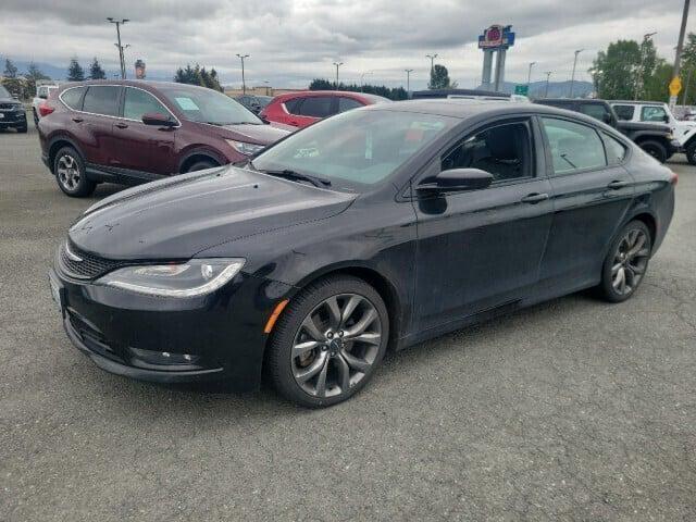 2016 Chrysler 200 S