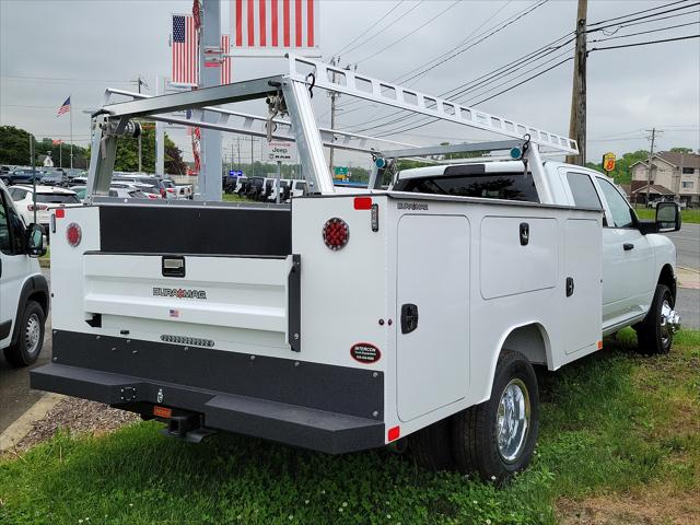 2024 RAM Ram 3500 Chassis Cab RAM 3500 TRADESMAN CREW CAB CHASSIS 4X4 60 CA